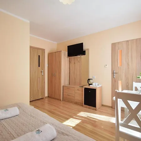 U Macieja 게스트하우스 드지비르지노